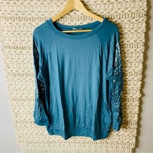 Blumin Angel Wings Sleeve Top